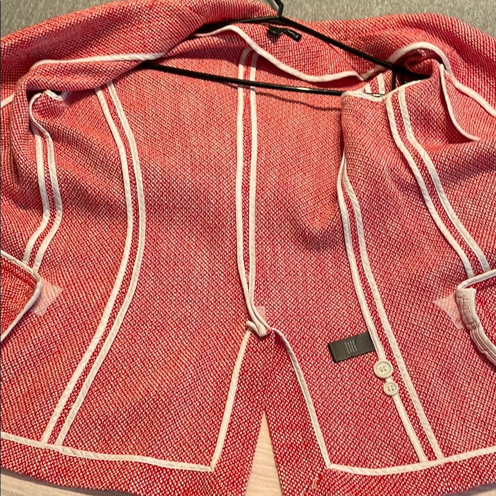 Elizabeth and James Red/White Textured Blazer Jacket - Picture 6 of 10